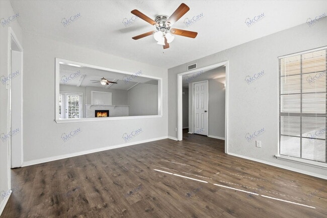 Building Photo - 7400 Butternut Ct