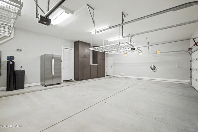 Building Photo - 18418 N 97th Pl