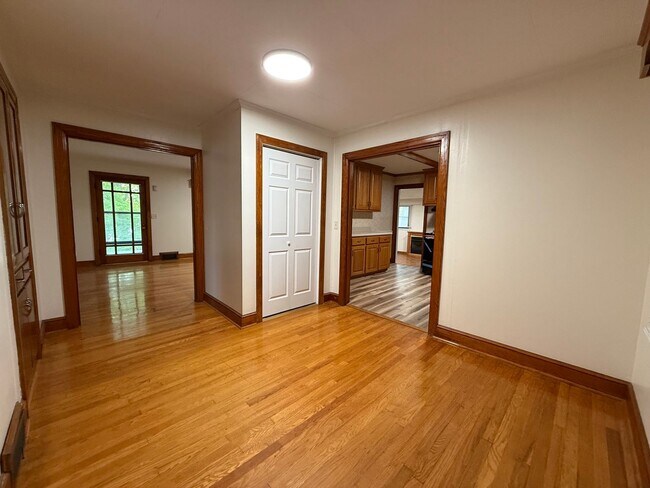 Building Photo - Tusculum Blvd Property