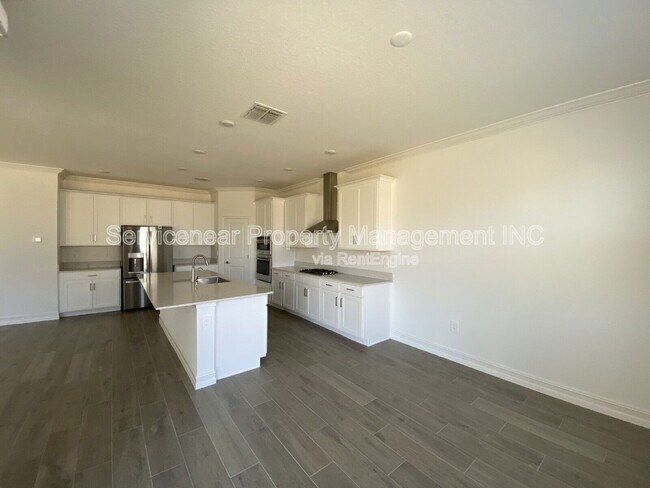 Building Photo - 7113 119th Ct E