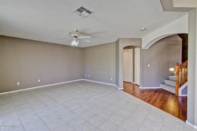 Building Photo - 9649 E Friess Dr