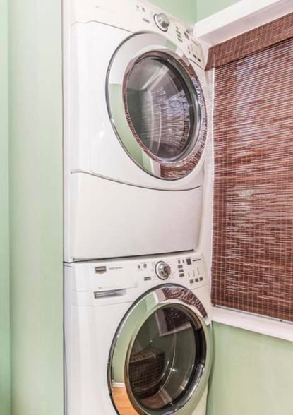 Building Photo - 1313 S American St