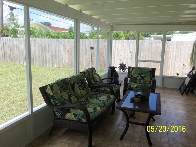 Building Photo - 1721 Patlin Cir N