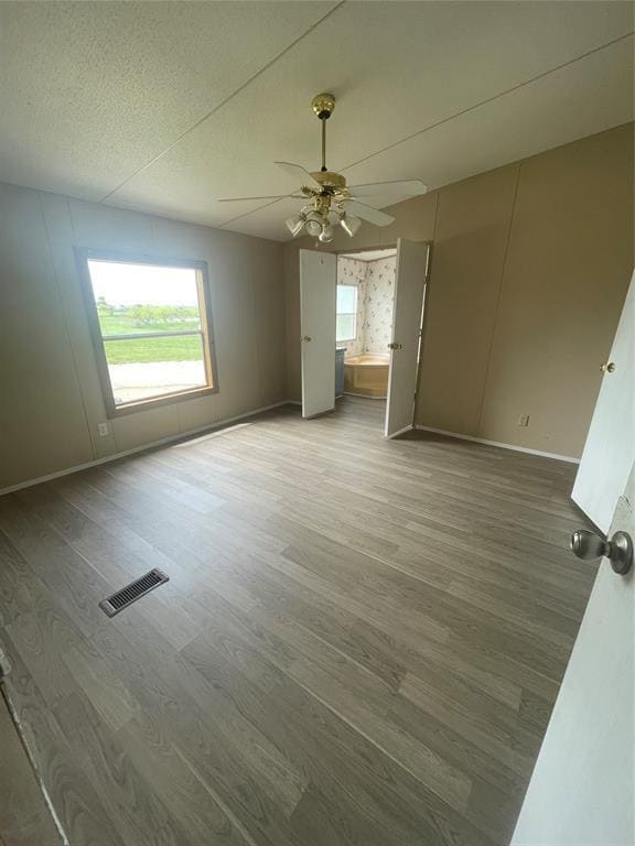 Building Photo - 120 Roots Rd