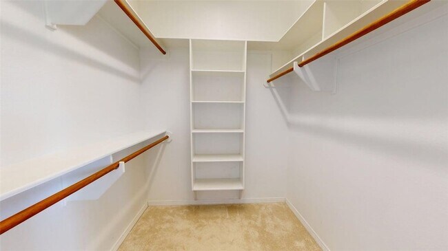 Building Photo - 3900 Latinne Ln