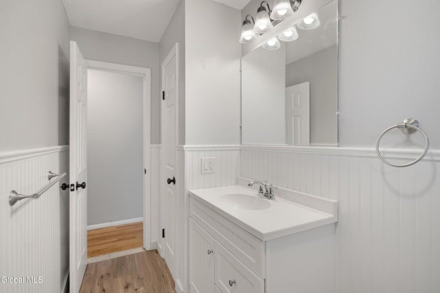 Building Photo - 314 Goode St