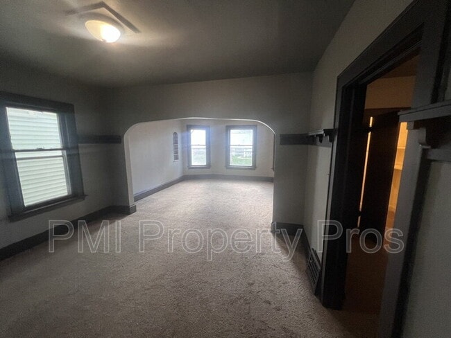 Building Photo - 2530 N 37th St
