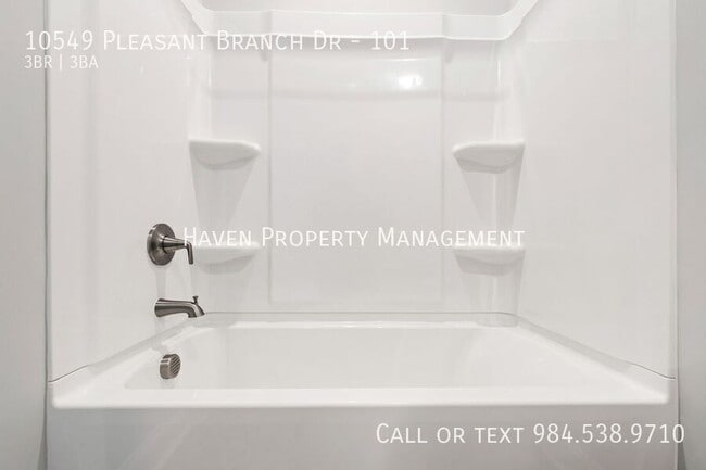 Building Photo - 10549 Pleasant Br Dr