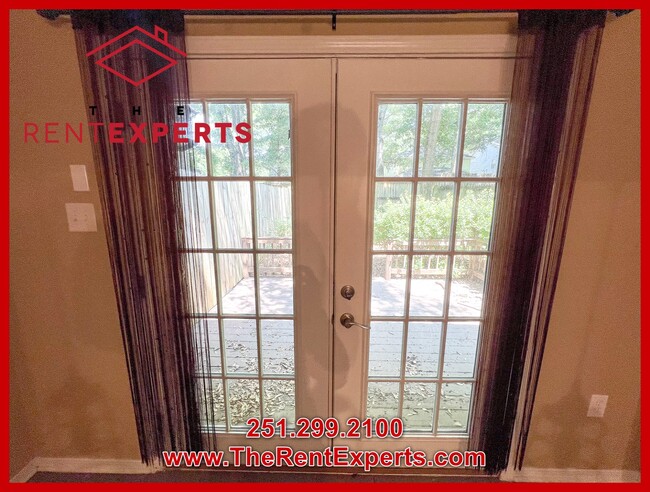 Building Photo - 953 Dickenson Ave