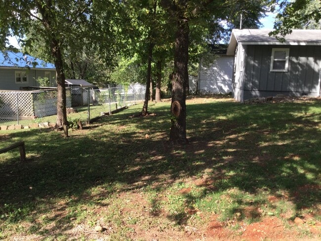 Building Photo - Two Bed House in Stockton, MO!  This house was gutted and rebuilt!  Everything is NEW!