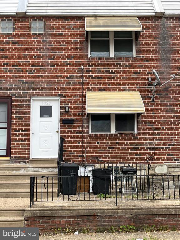 Building Photo - 4329 Dungan St