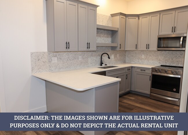 Building Photo - BRAND NEW 3 Bed 2 Bath Townhome!