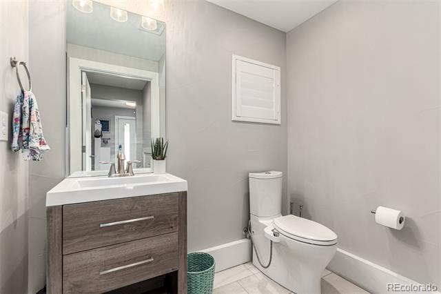 Building Photo - 2920 W 26th Ave