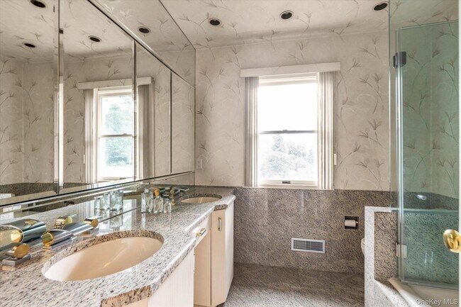 Building Photo - 19 Flamingo Rd