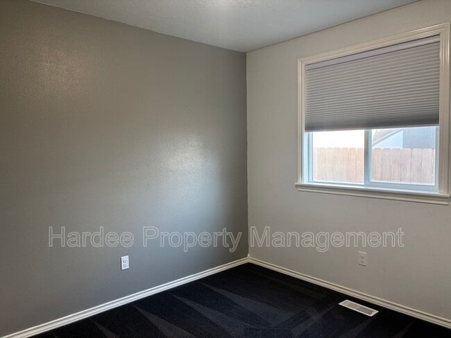 Building Photo - 7988 W Orbit Dr