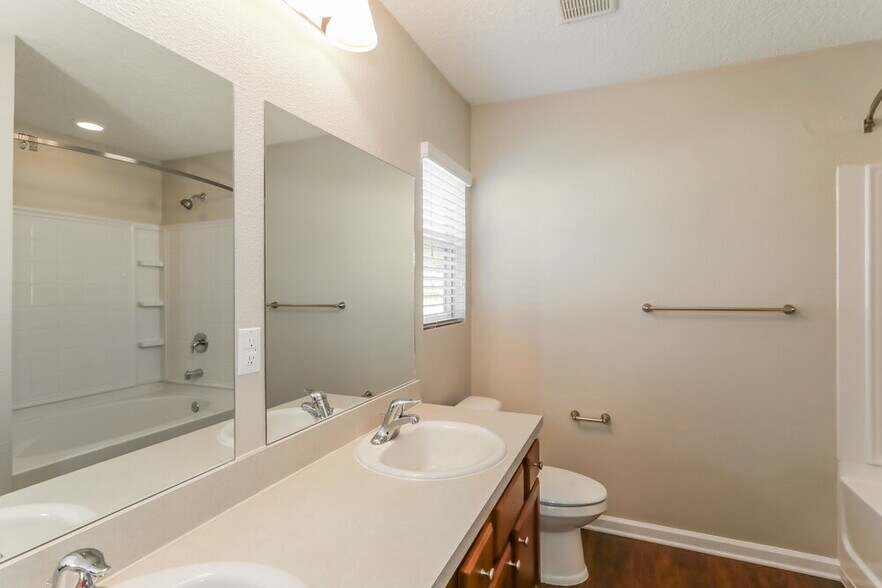 Building Photo - 2386 Christi Lakes Court