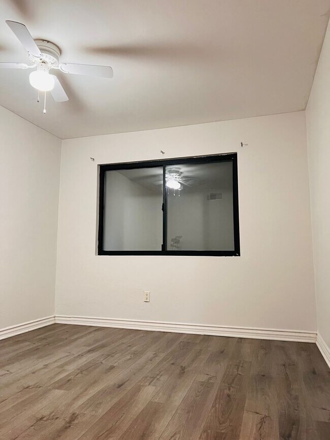 Building Photo - **Spacious Casita Style Condo 3 Bedrooms 2 Bathrooms**