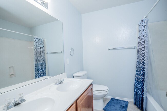 Building Photo - 115 Brazos Ln