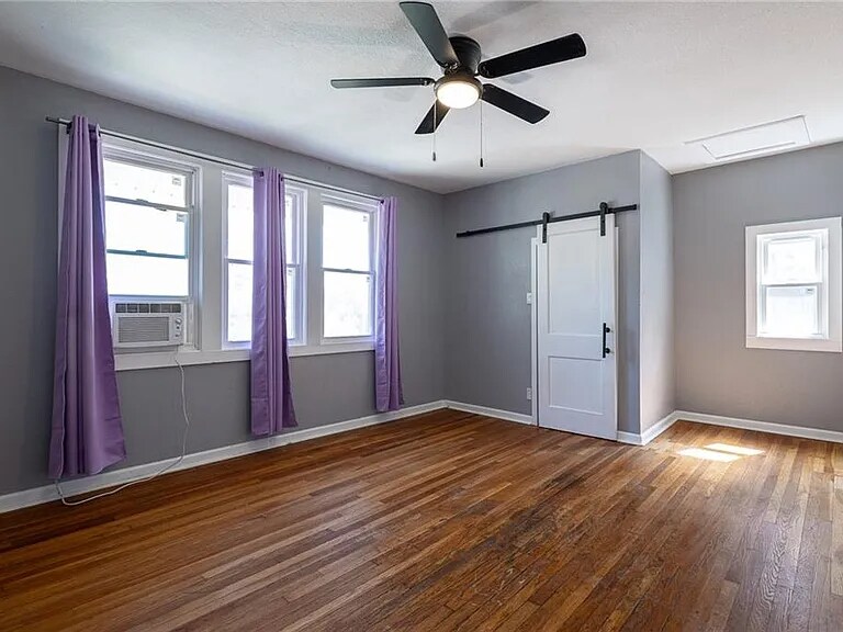 Building Photo - 3814 Wayne Ave