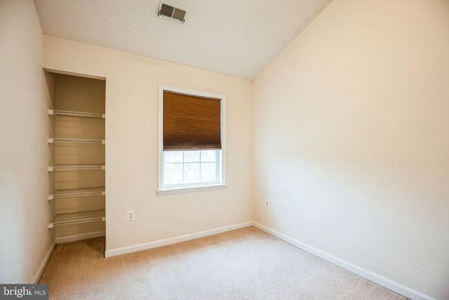 Building Photo - 13477 Stowaway Ct