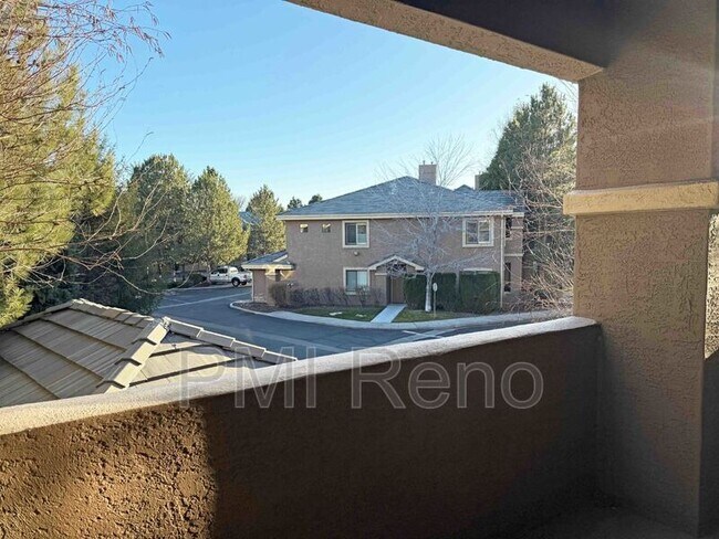 Building Photo - 900 S Meadows Pkwy