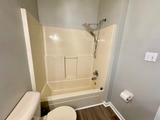 Building Photo - 1217 Brady Hollow Ln