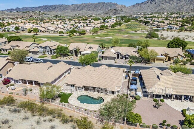 Building Photo - 1531 E Silverwood Dr