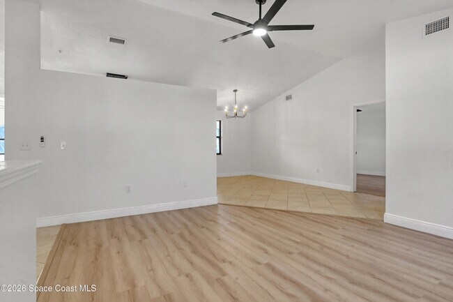 Building Photo - 1635 Adview Rd SE
