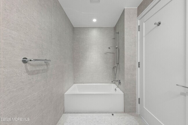 Building Photo - 20 Melrose Terrace