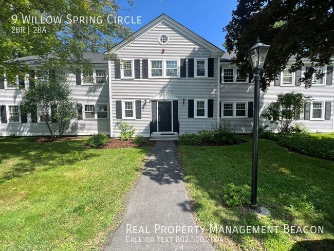 Primary Photo - 9 Willow Spring Cir