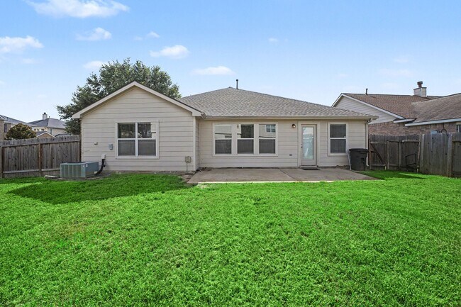 Building Photo - 21427 Blooming Rock Ln