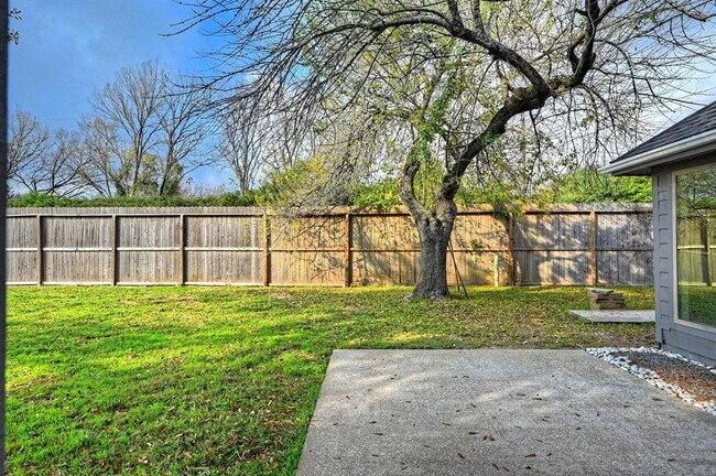Building Photo - 5103 Temple Bell Dr