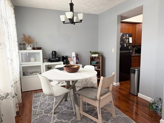 Building Photo - 112 Lowell St