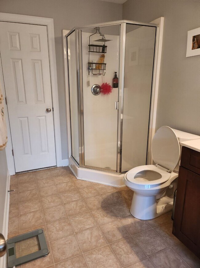 Building Photo - 2015 Fieldhouse Ave