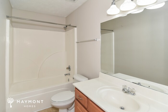 Building Photo - 2057 Aberdeen Cir