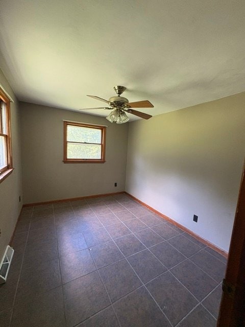 Building Photo - 4167 Oak St Ext