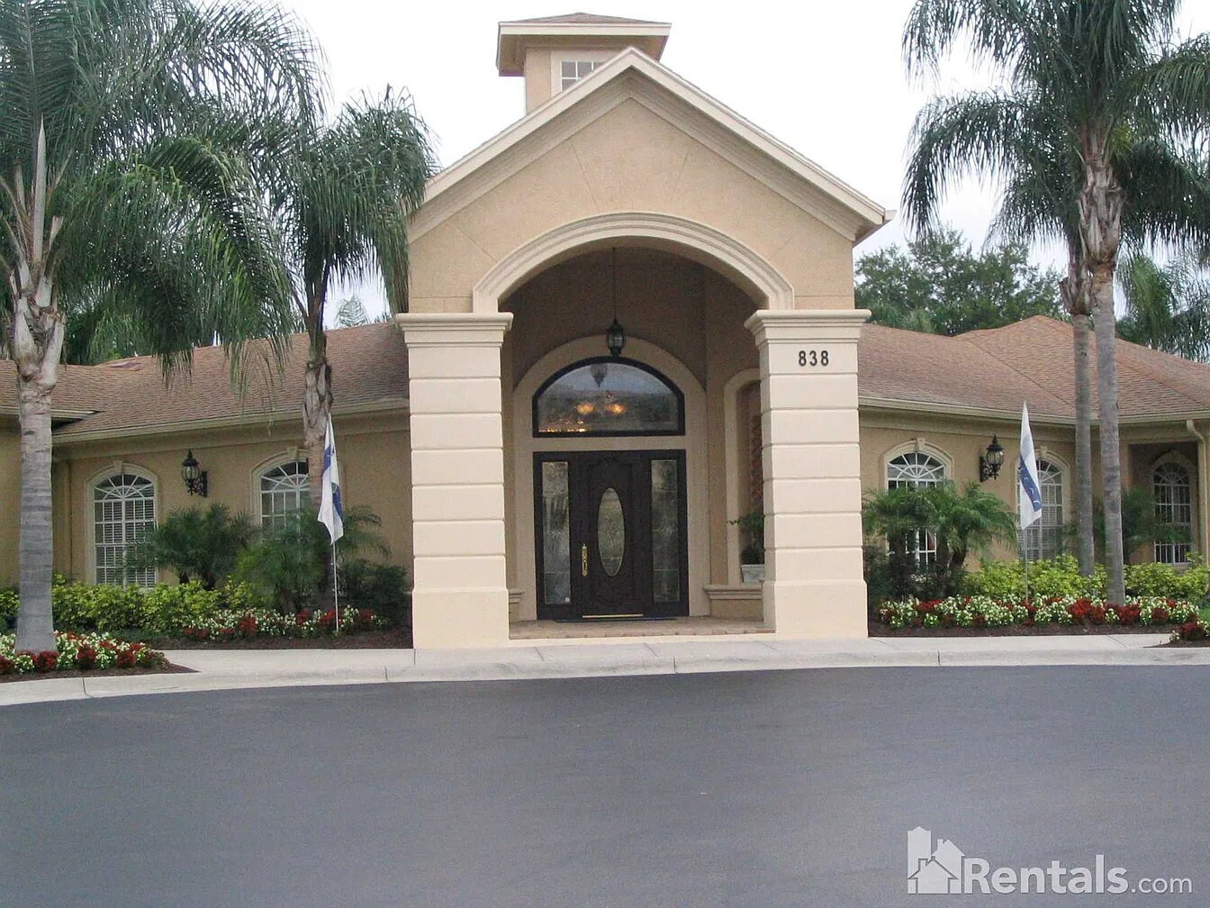 Building Photo - 841 Grand Regency Pointe