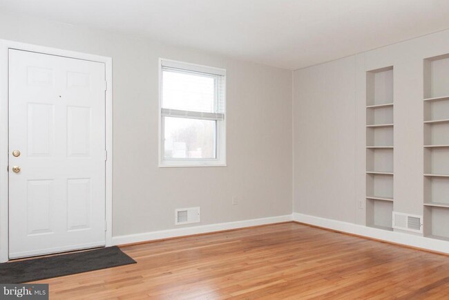 Building Photo - 5627 8th St S