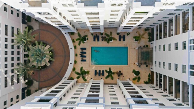 Building Photo - 233 S Federal Hwy