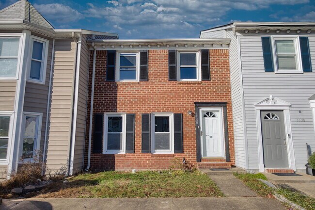 Building Photo - 5540 Finespun Last