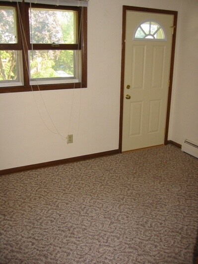 Building Photo - 205 Sunny Meade Ln