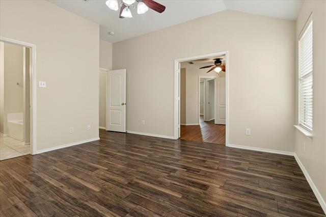 Building Photo - 2060 Falls Creek Dr