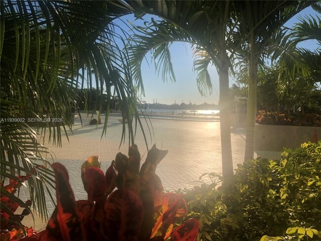 Building Photo - 1200 West Ave