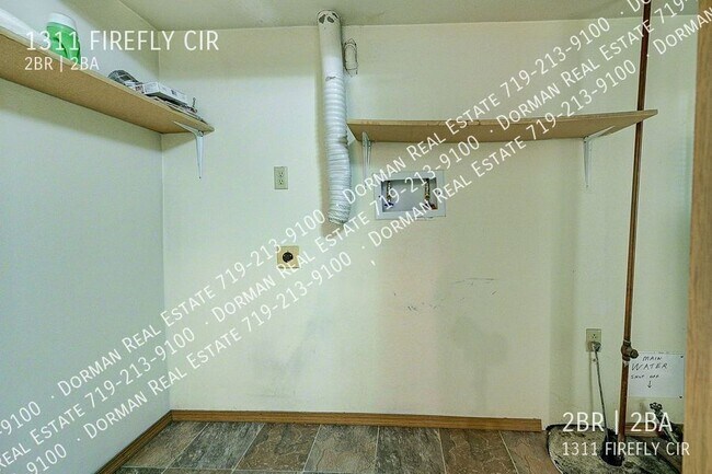 Building Photo - 1311 Firefly Cir