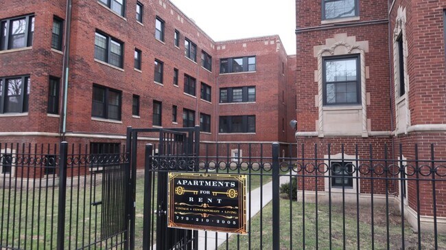 Building Photo - 1700-1710 W Albion