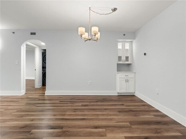 Building Photo - 2870 Pharr Ct S Northwest