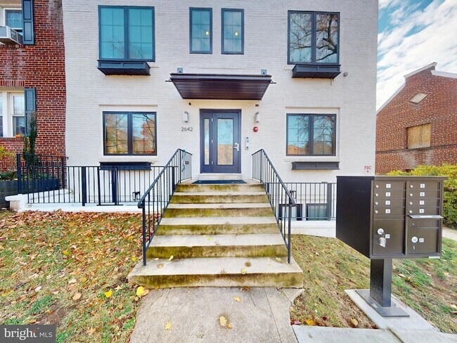 Building Photo - 2642 39th St NW