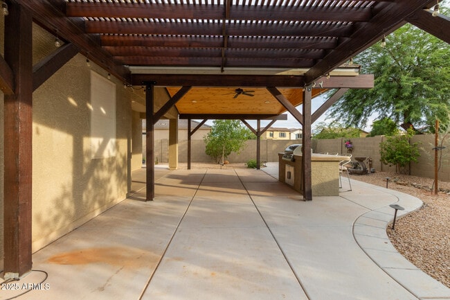 Building Photo - 10623 E Sunflower Ct