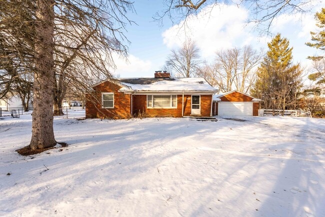 Building Photo - 3BD | 2BTH - NEWLY RENOVATED - WEST BLOOMFIELD, MI (3 MONTH SPECIAL)