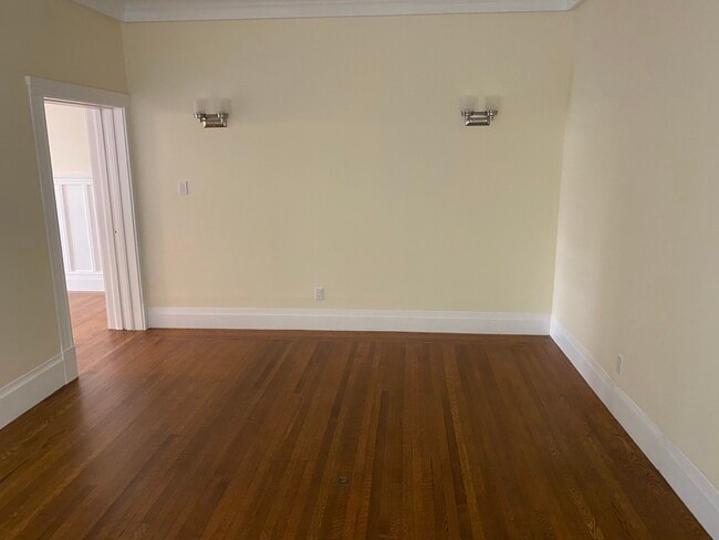 Building Photo - 3661 Clay St